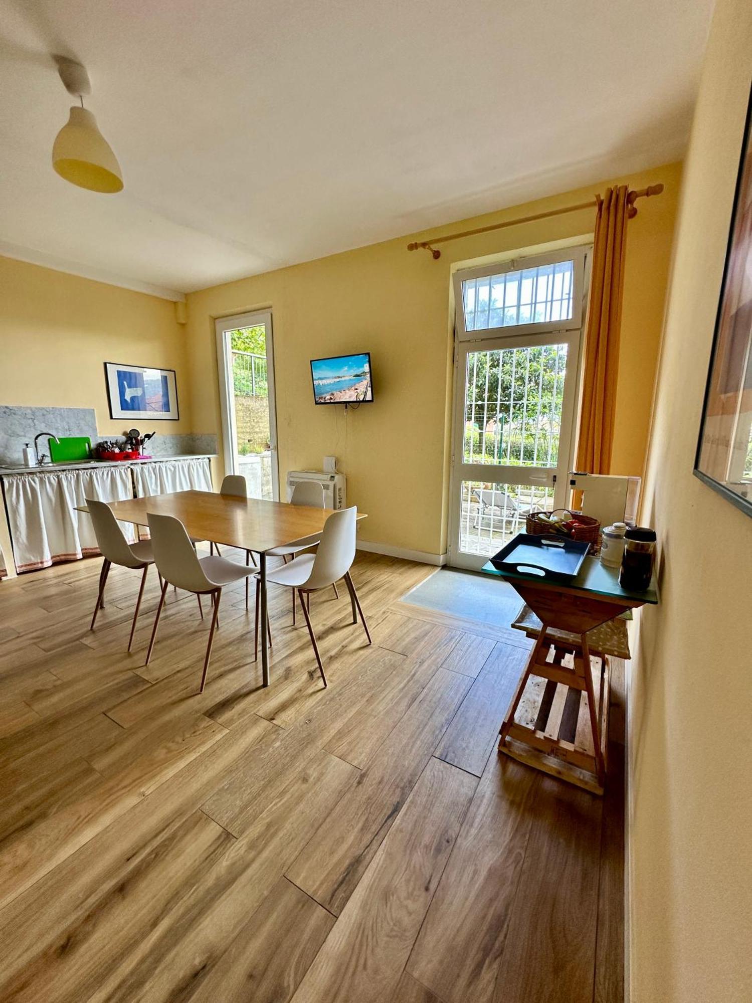 Libeccio 1 - Holiday Home & Parking Lerici Extérieur photo