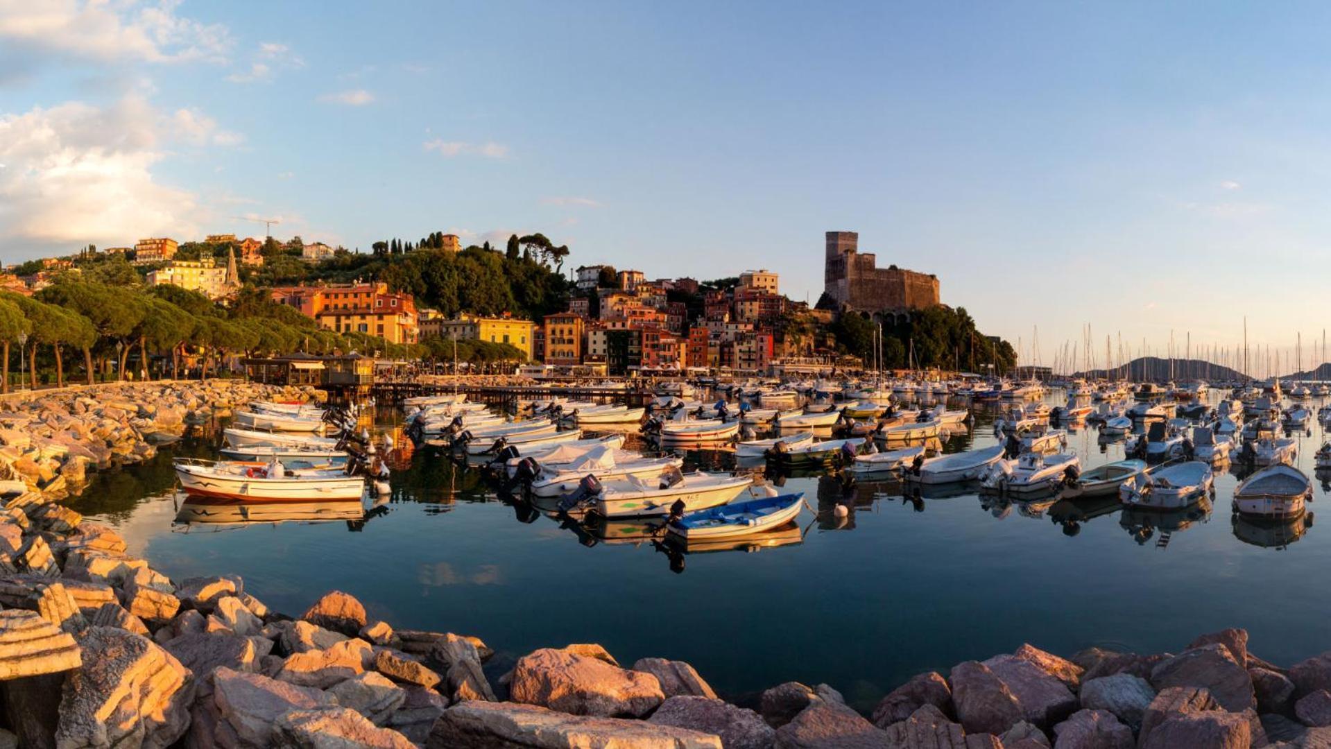 Libeccio 1 - Holiday Home & Parking Lerici Extérieur photo